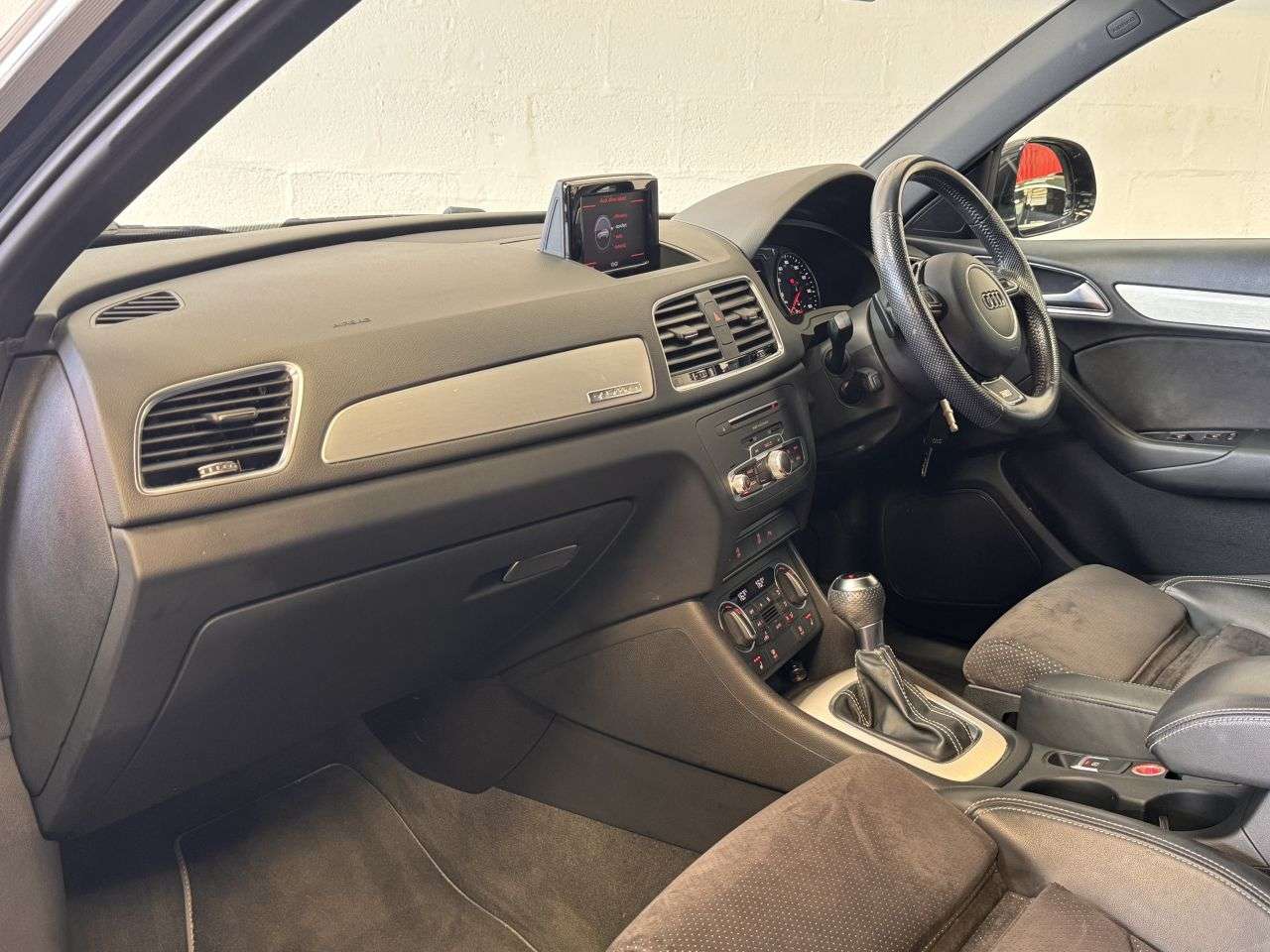 2016 AUDI Q3 2016 AUDI Q3