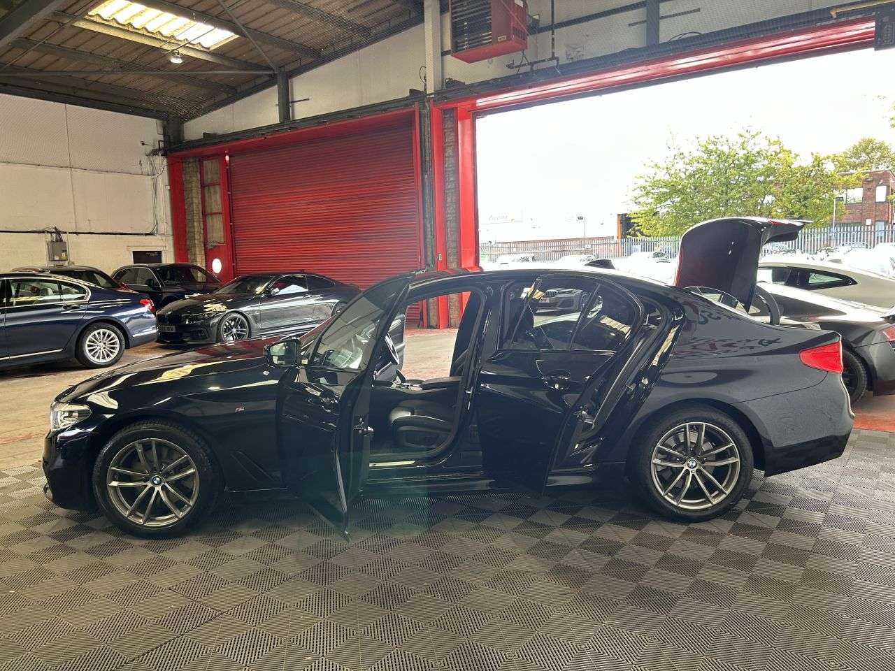 2018 BMW 5 SERIES 2018 BMW 5 SERIES