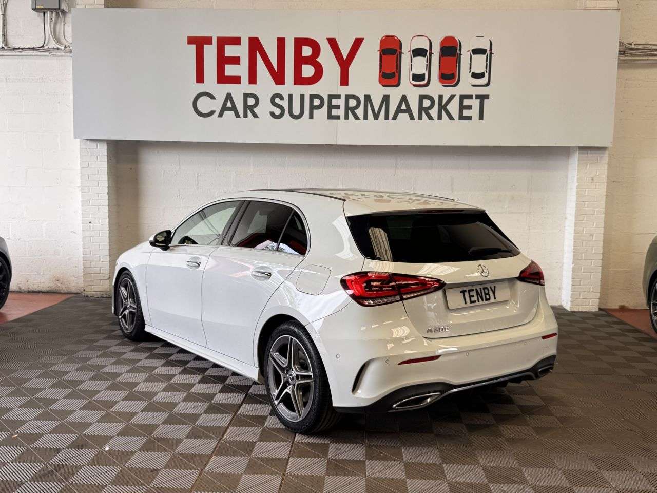 2021 MERCEDES-BENZ A CLASS 2021 MERCEDES-BENZ A CLASS