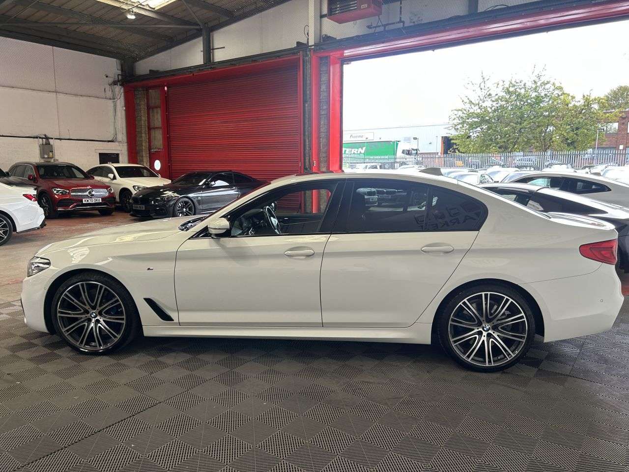 2019 BMW 5 SERIES 2019 BMW 5 SERIES