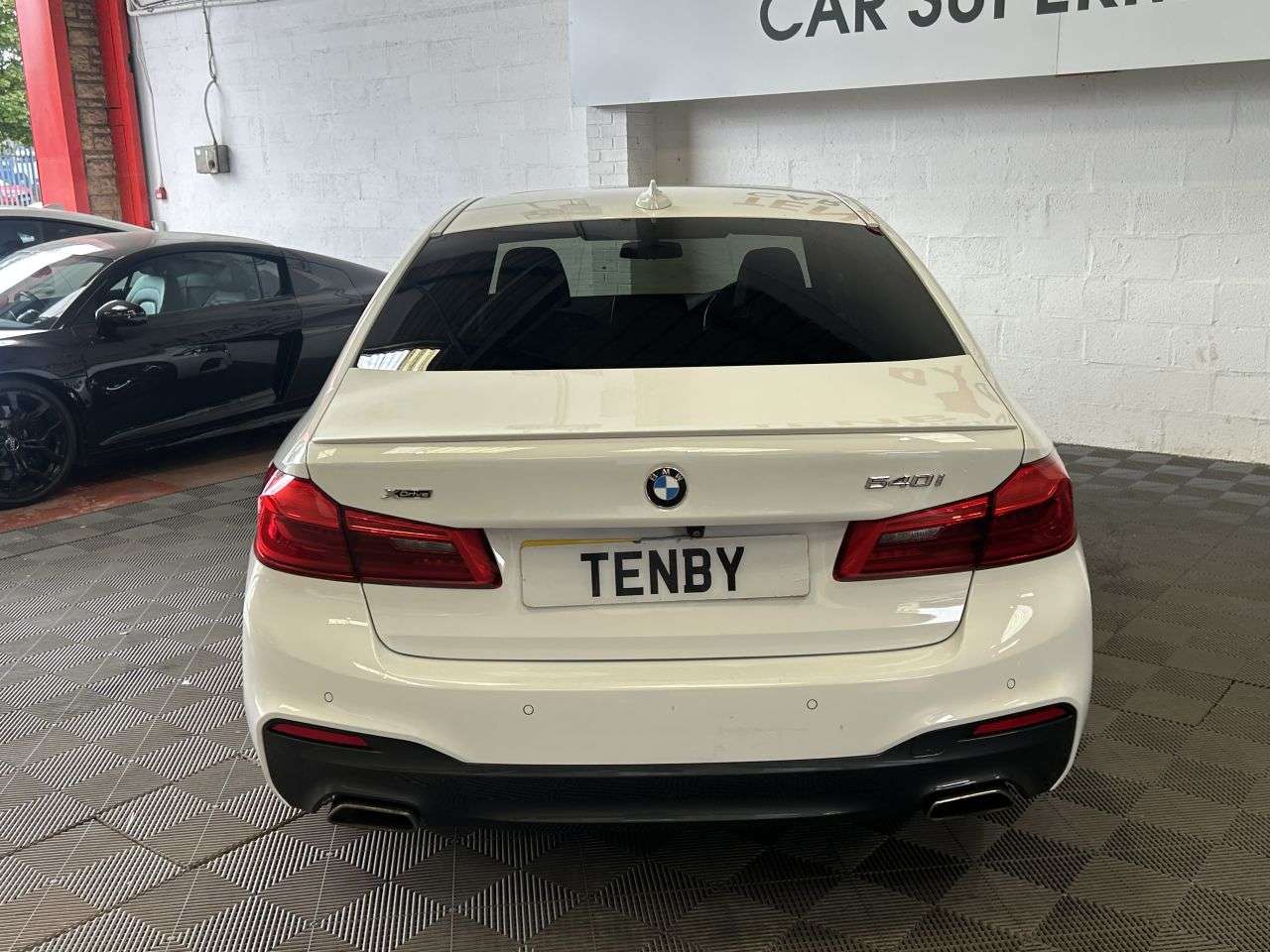 2019 BMW 5 SERIES 2019 BMW 5 SERIES