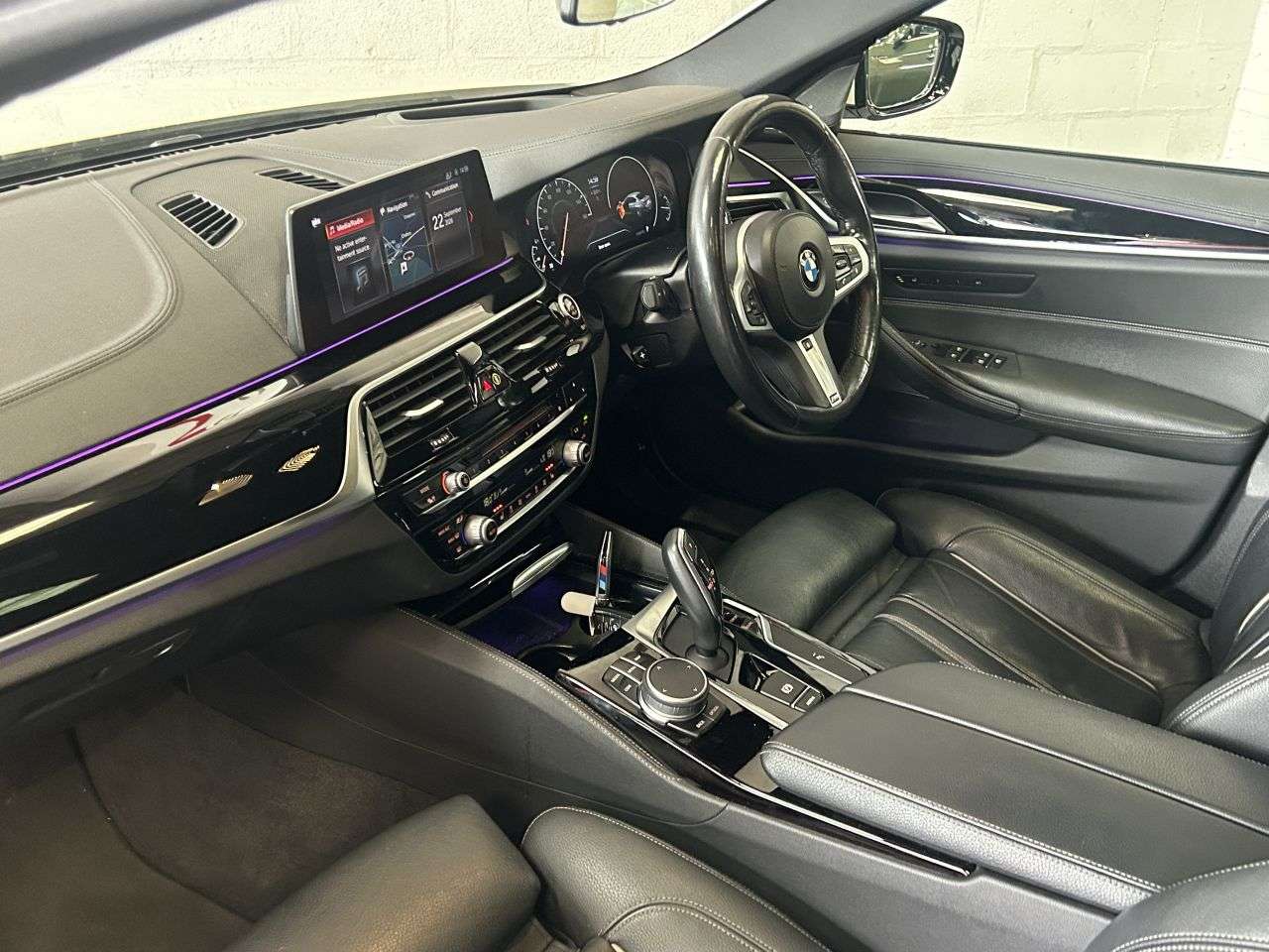 2019 BMW 5 SERIES 2019 BMW 5 SERIES