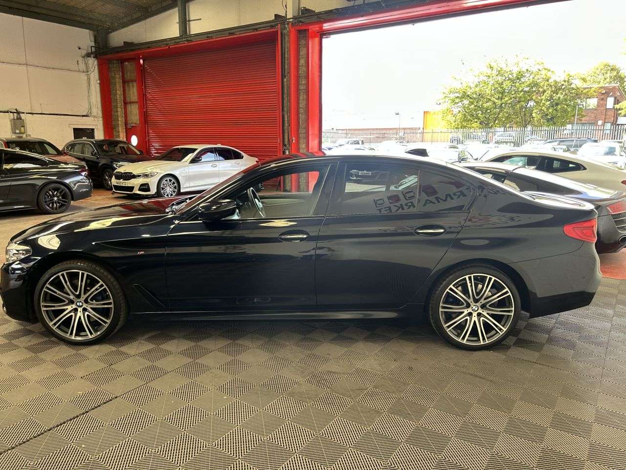 2018 BMW 5 SERIES 2018 BMW 5 SERIES