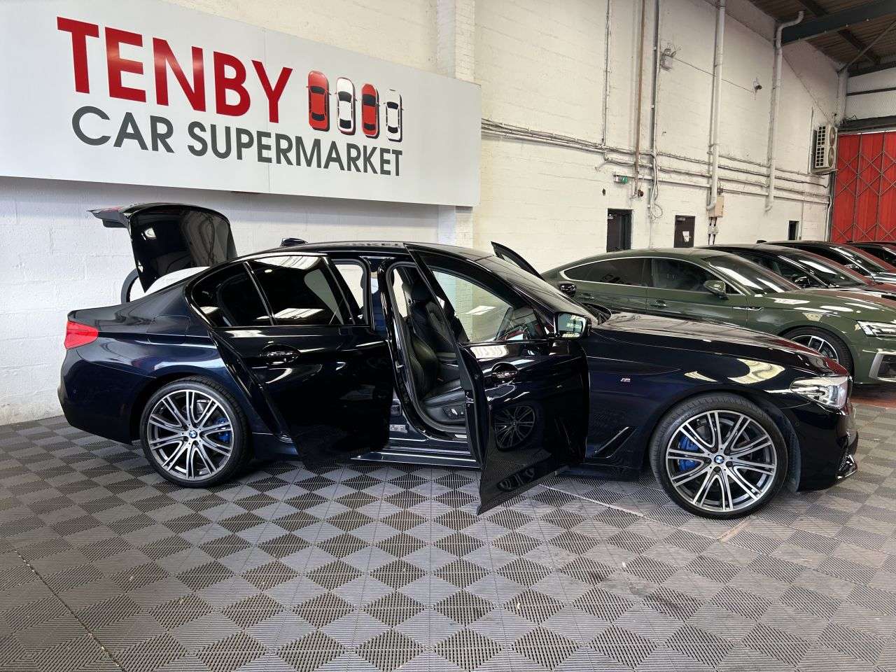 2018 BMW 5 SERIES 2018 BMW 5 SERIES
