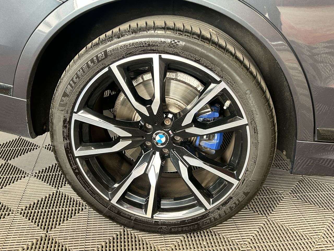 2019 BMW X7 2019 BMW X7