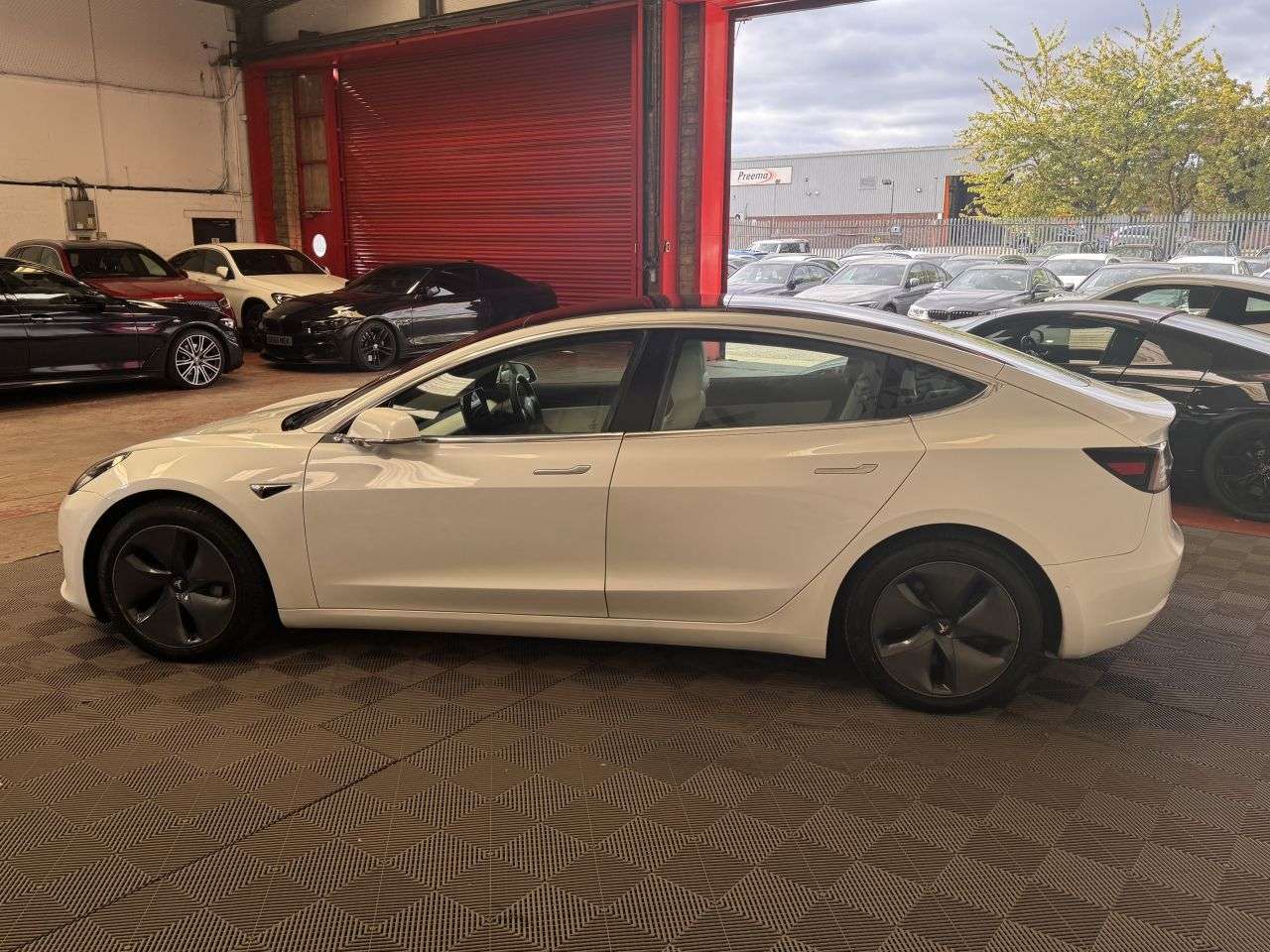 2020 TESLA MODEL 3 2020 TESLA MODEL 3