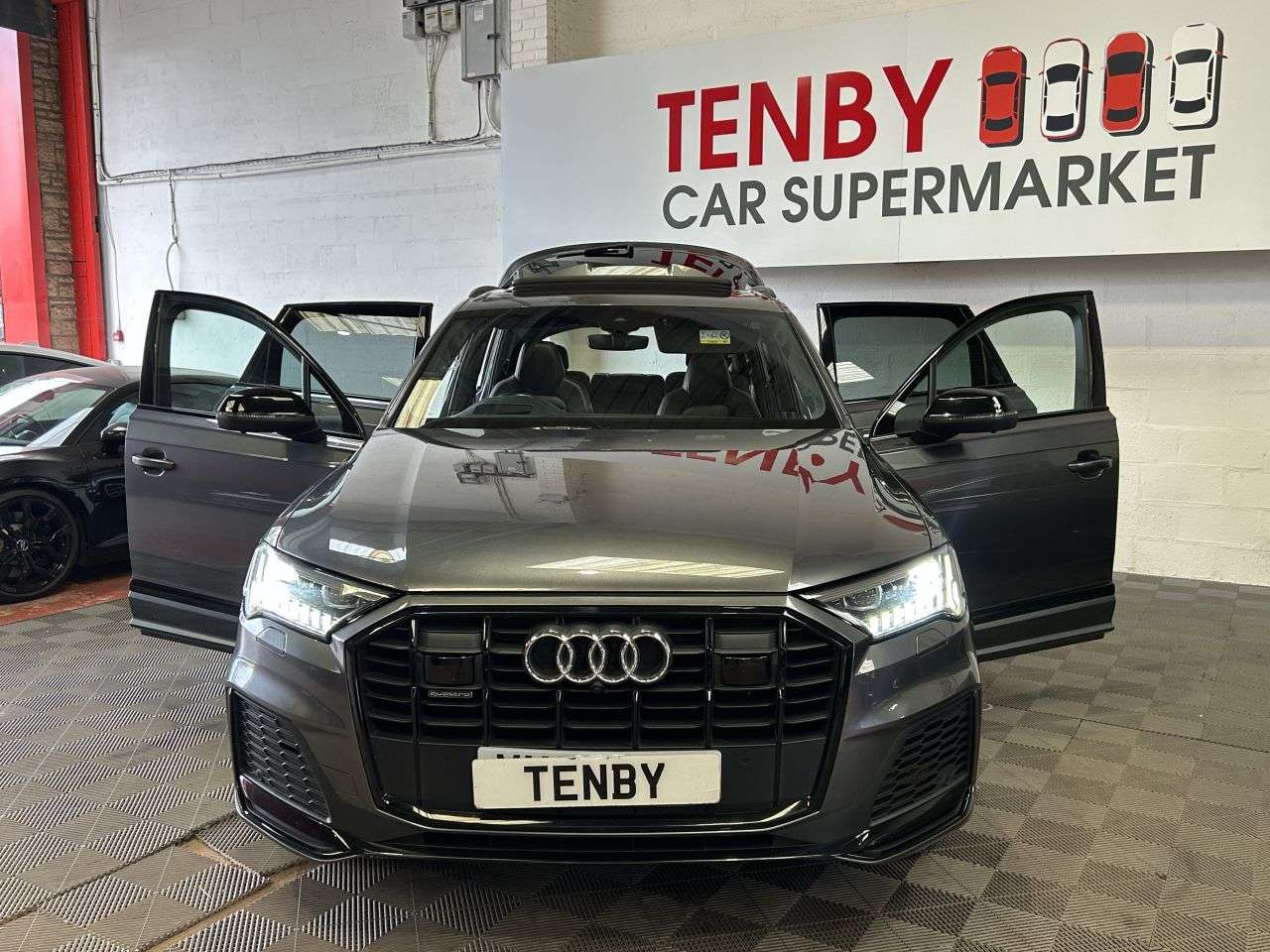 2020 AUDI Q7 2020 AUDI Q7