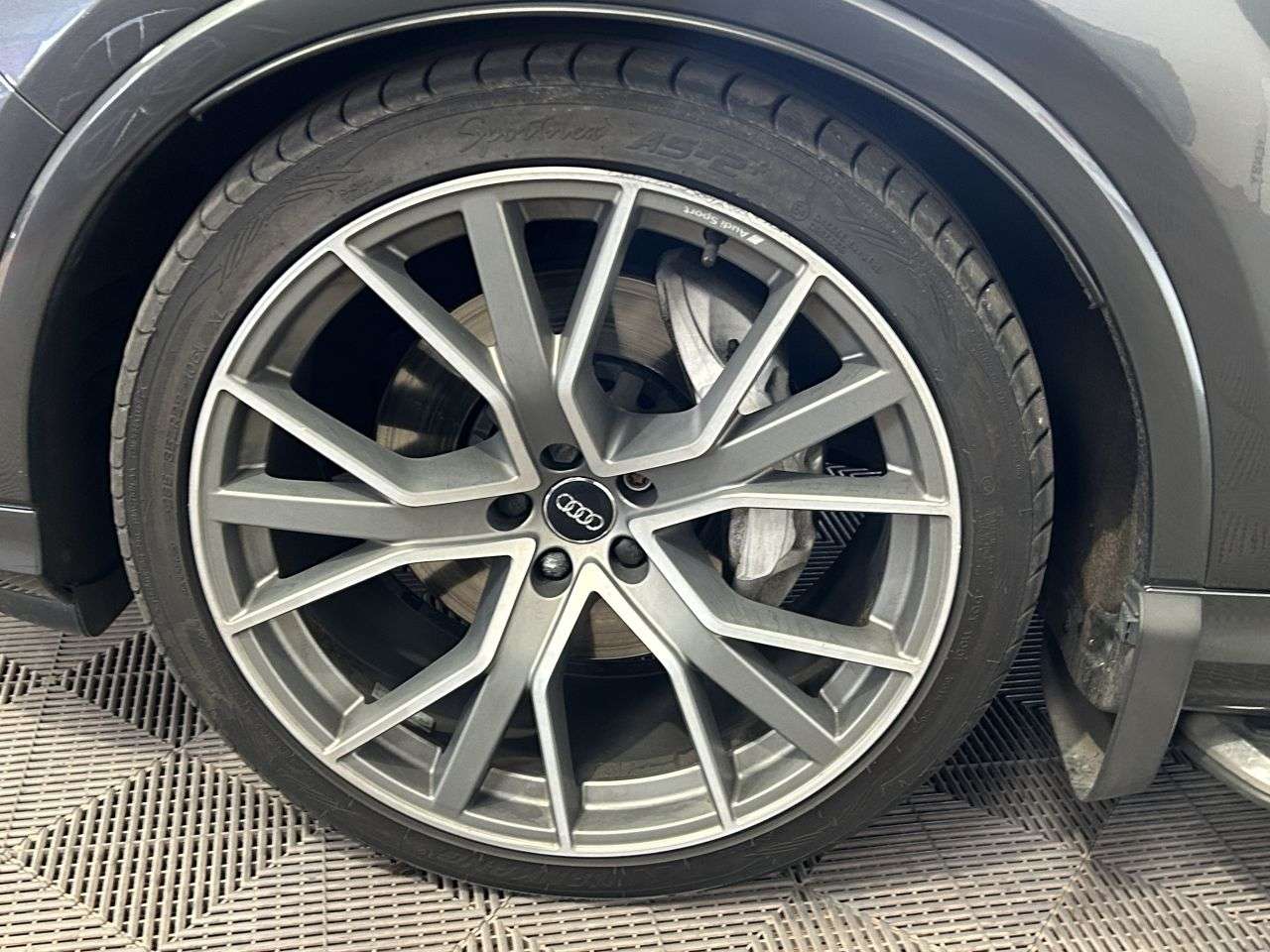 2020 AUDI Q7 2020 AUDI Q7