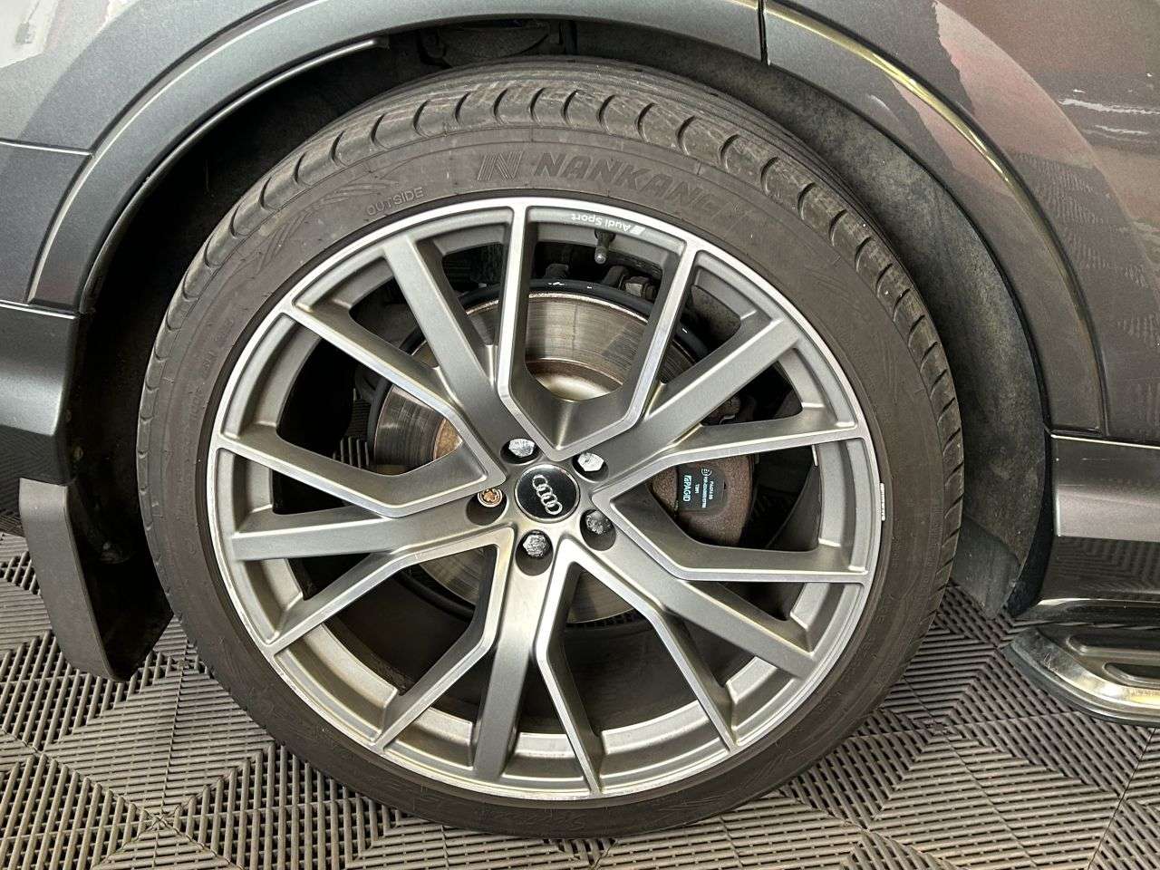 2020 AUDI Q7 2020 AUDI Q7