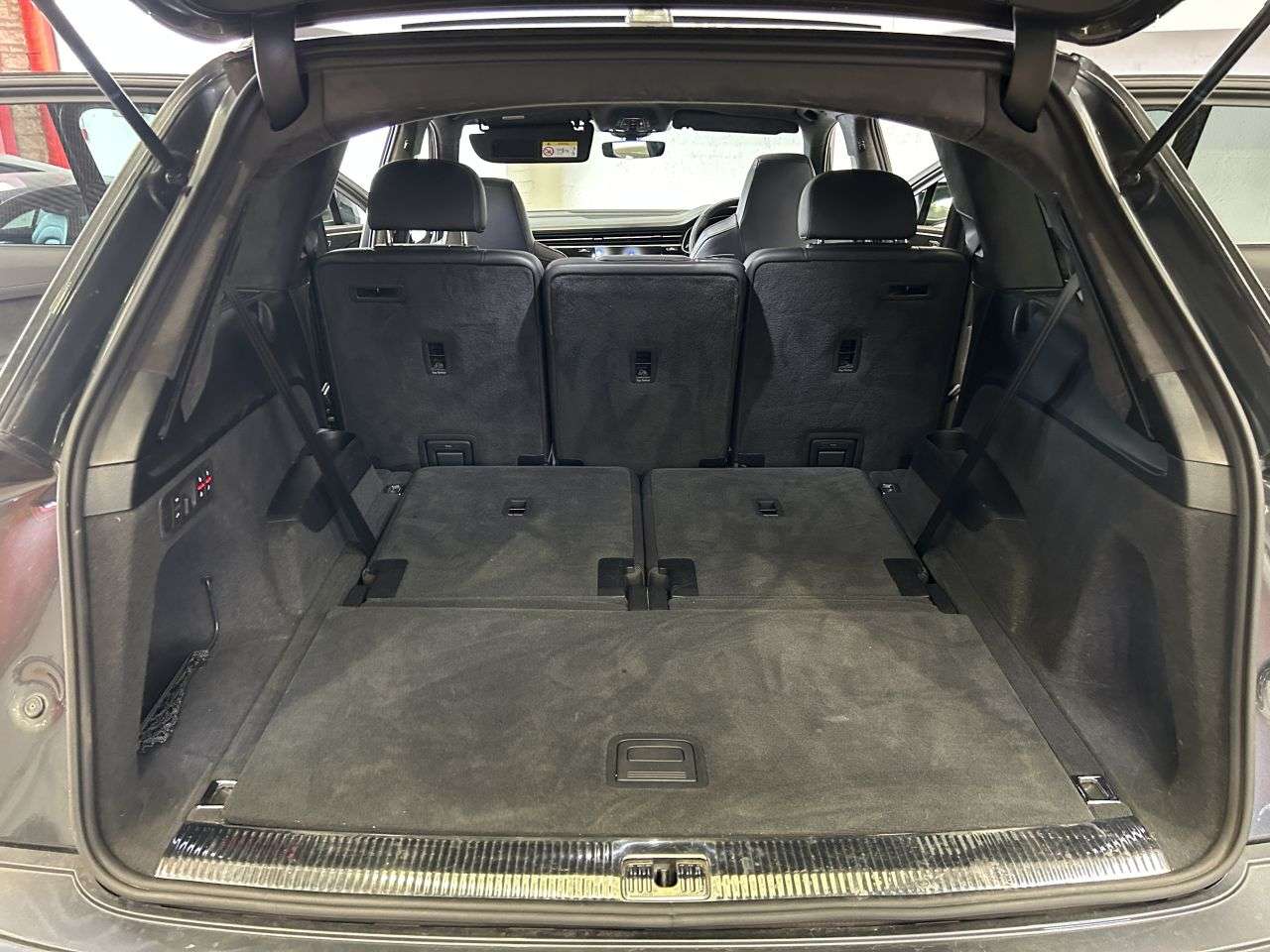 2020 AUDI Q7 2020 AUDI Q7