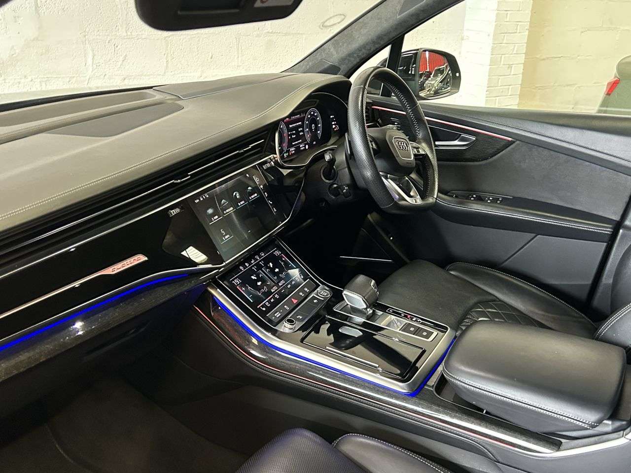 2020 AUDI Q7 2020 AUDI Q7