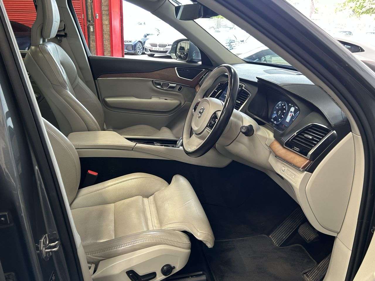 2017 VOLVO XC90 2017 VOLVO XC90