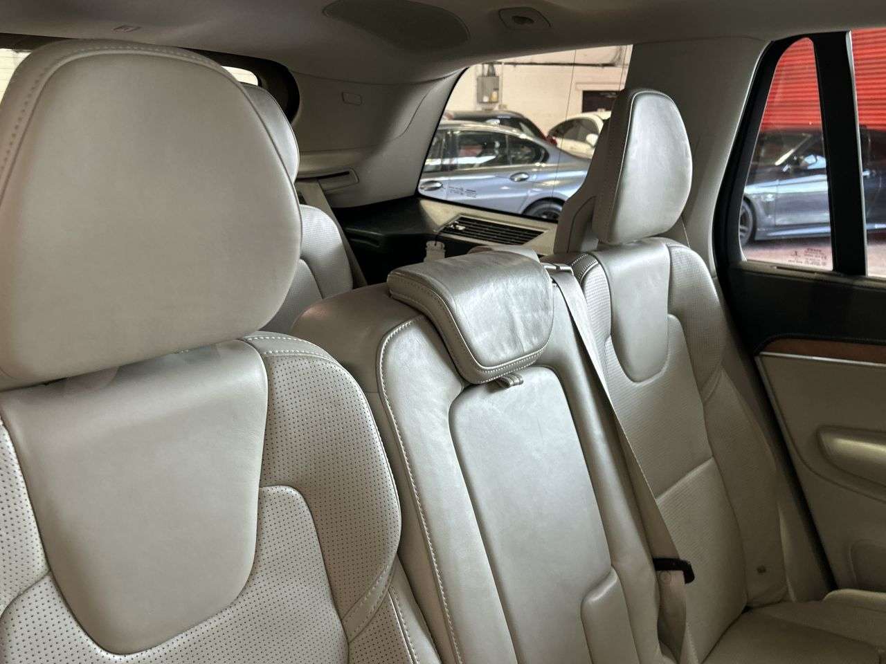 2017 VOLVO XC90 2017 VOLVO XC90