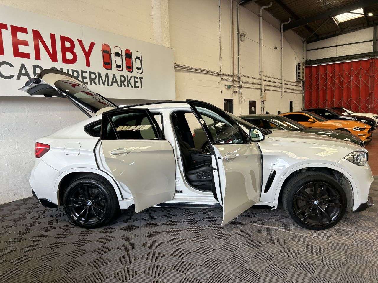 2017 BMW X6 2017 BMW X6