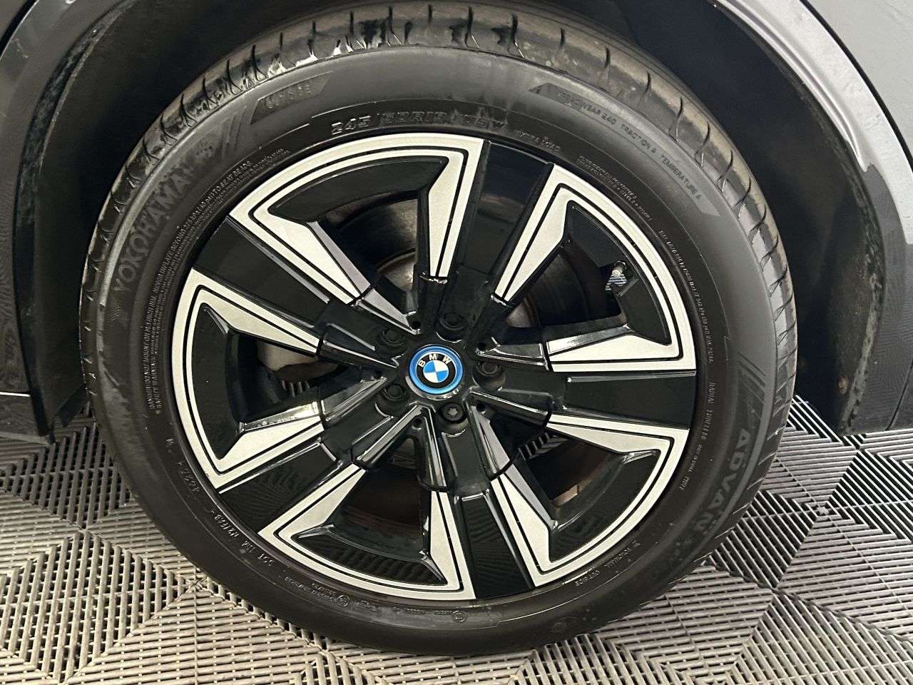 2022 BMW IX3 2022 BMW IX3
