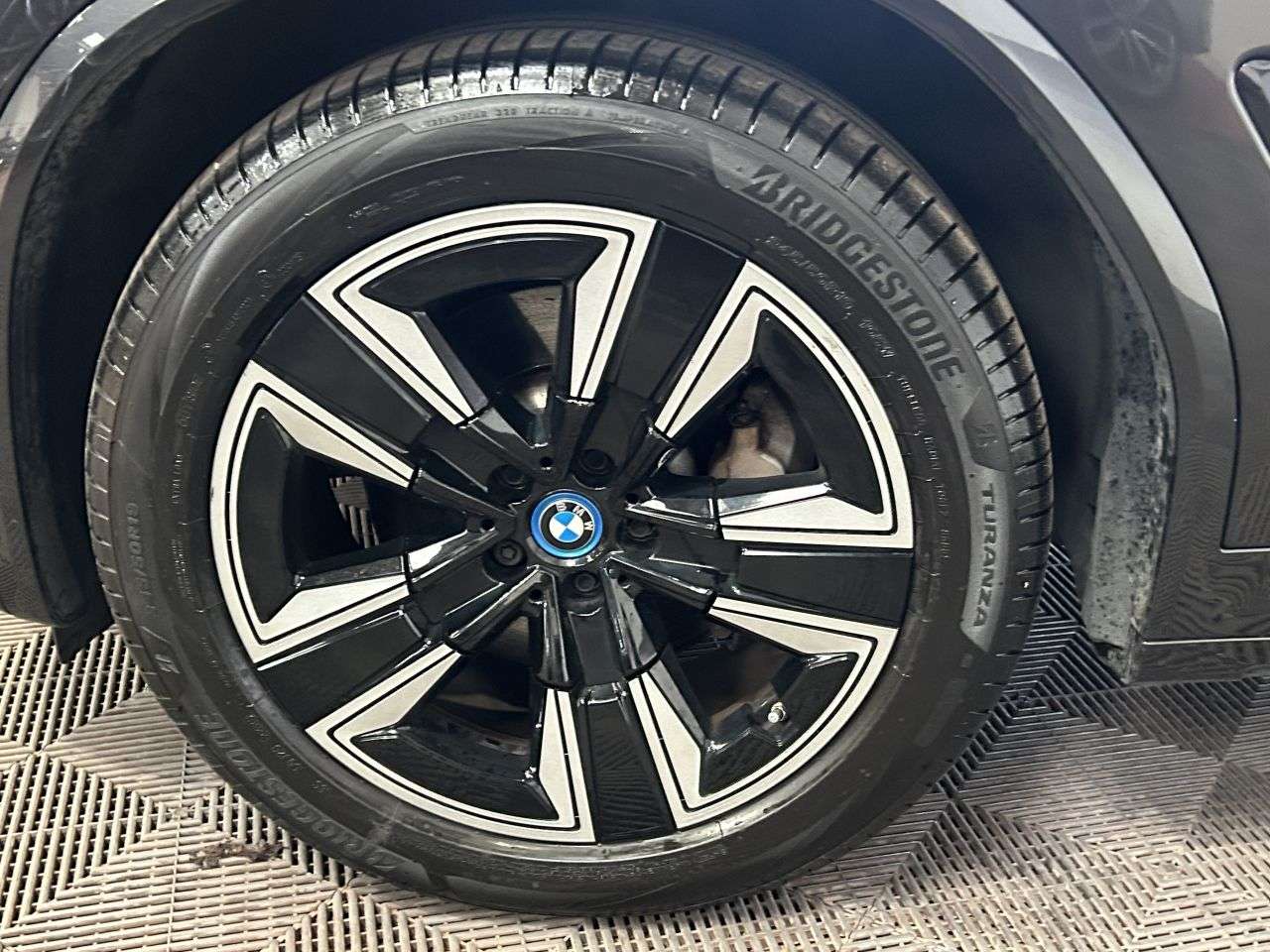 2022 BMW IX3 2022 BMW IX3