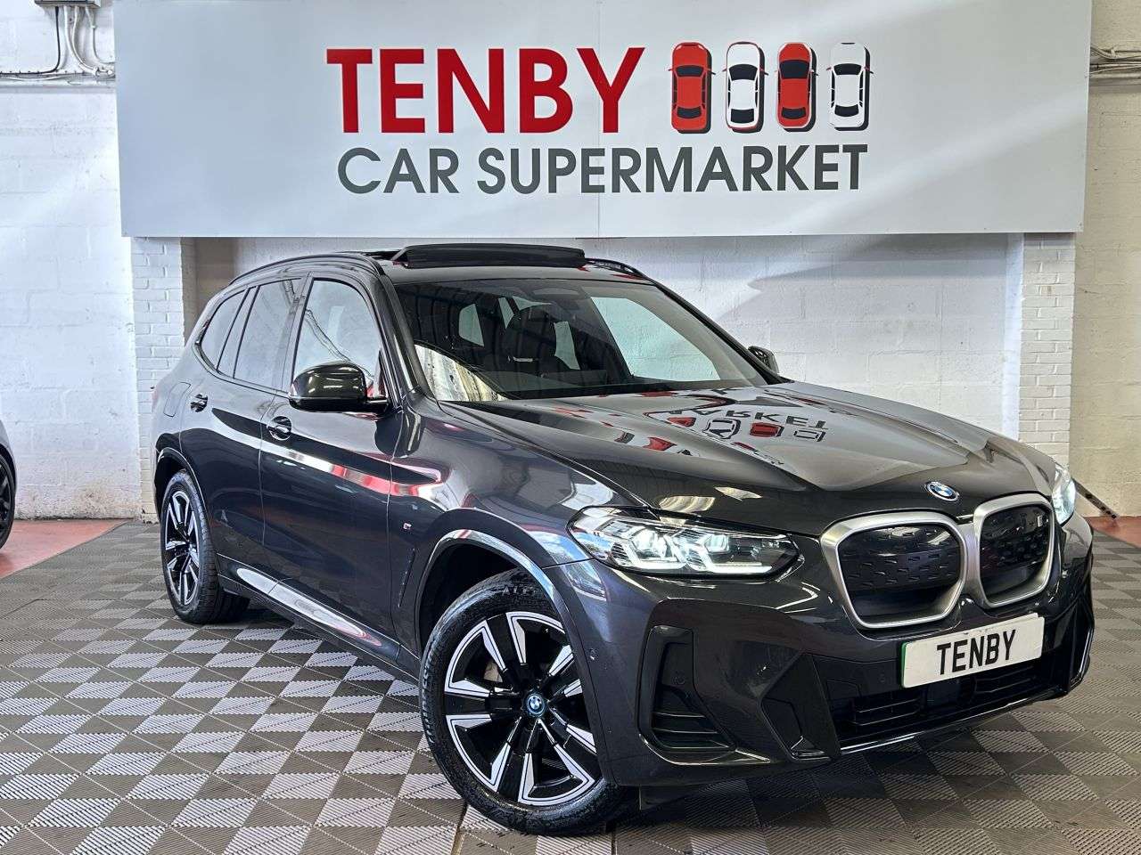 A 2022 BMW IX3 80kWh M Sport SUV 5dr Electric Auto (286 ps) CARPLAY+REV CAM+WLESS PHONE CH A 2022 BMW IX3 80kWh M Sport SUV 5dr Electric Auto (286 ps) CARPLAY+REV CAM+WLESS PHONE CH