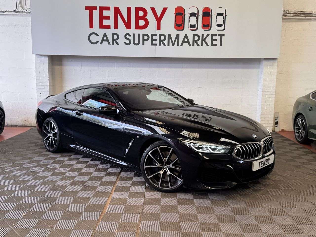 A 2020 BMW 8 SERIES 3.0 840i Coupe 2dr Petrol Steptronic Euro 6 (s/s) (340 ps) ICON ADPT+BLACK A 2020 BMW 8 SERIES 3.0 840i Coupe 2dr Petrol Steptronic Euro 6 (s/s) (340 ps) ICON ADPT+BLACK