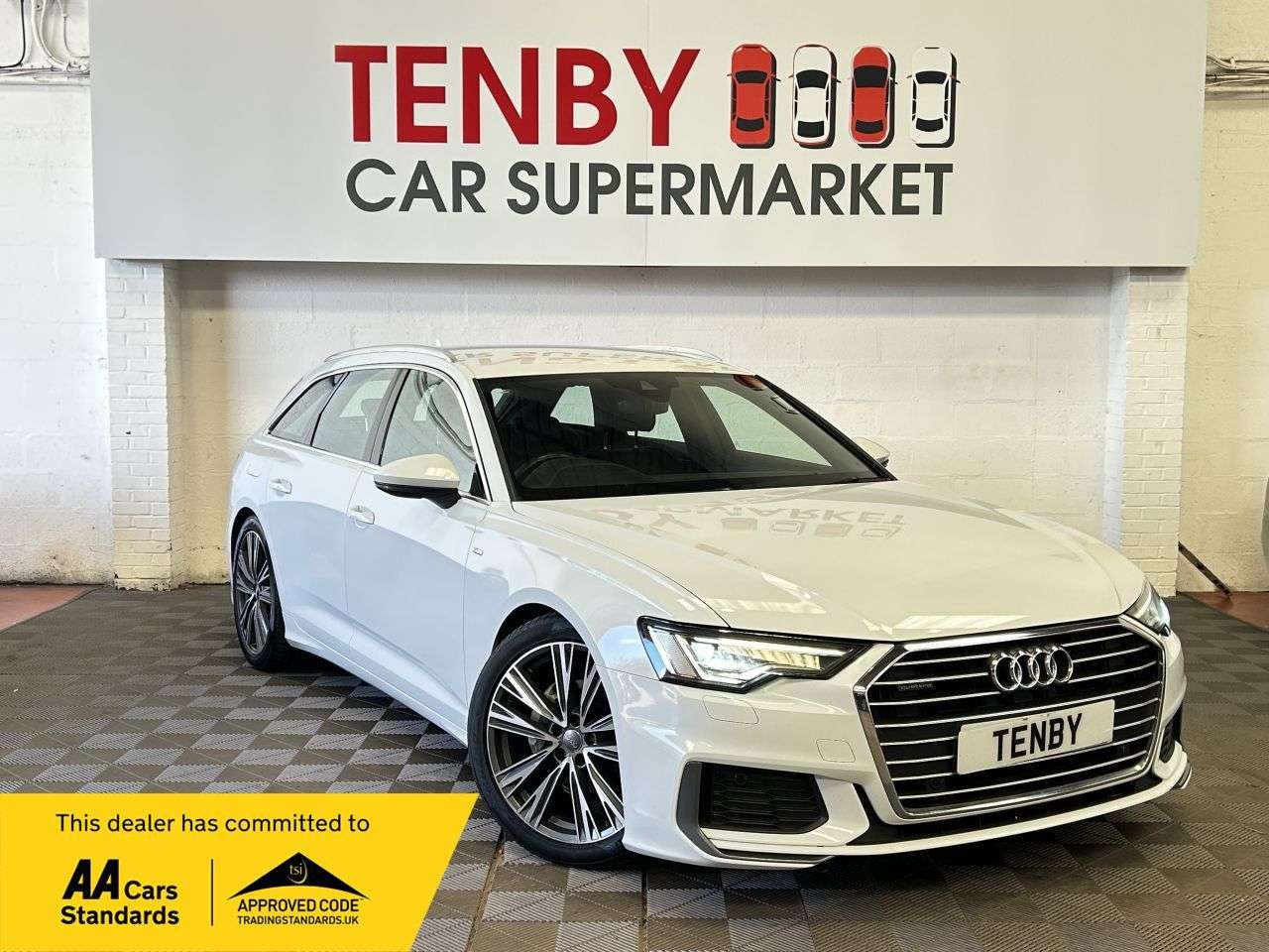 A 2019 AUDI A6 AVANT 2.0 TDI 40 S line Estate 5dr Diesel S Tronic quattro Euro 6 (s/s) (204 ps) A 2019 AUDI A6 AVANT 2.0 TDI 40 S line Estate 5dr Diesel S Tronic quattro Euro 6 (s/s) (204 ps)