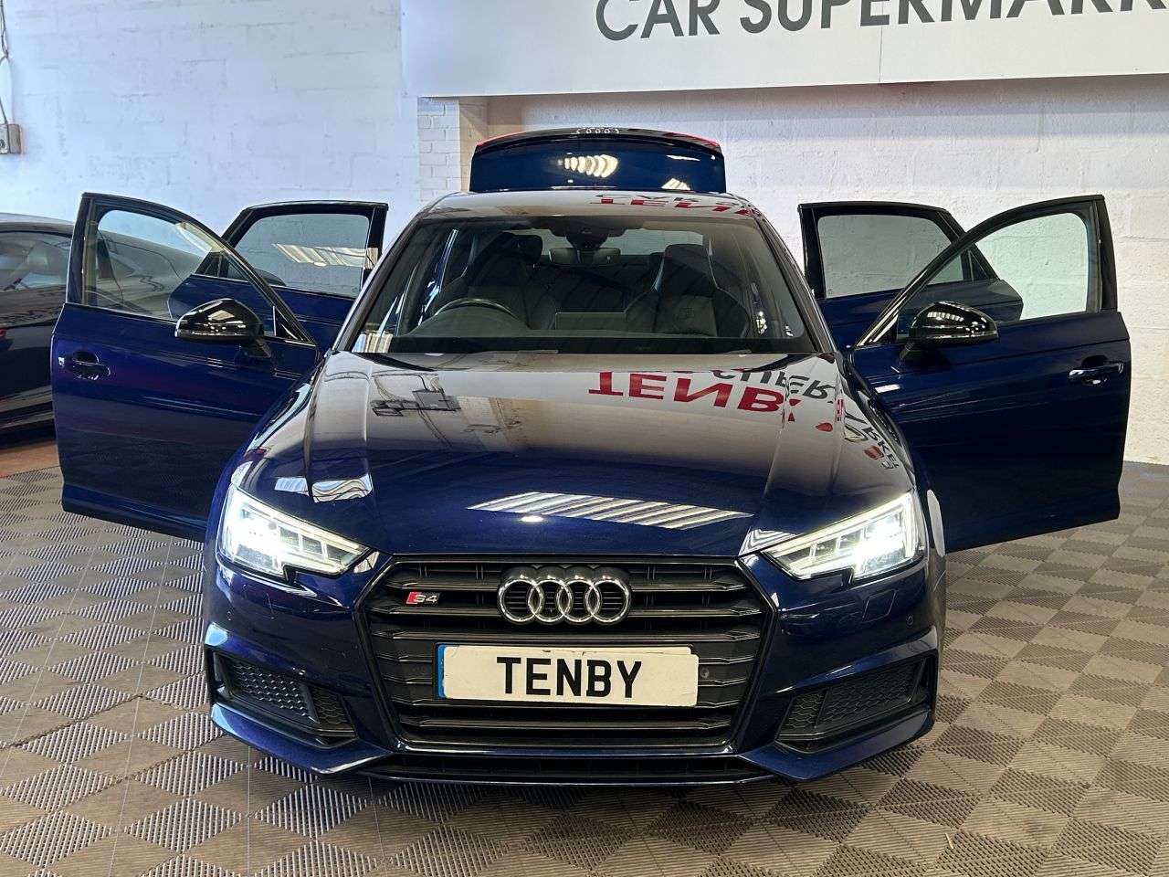 2017 AUDI S4 2017 AUDI S4