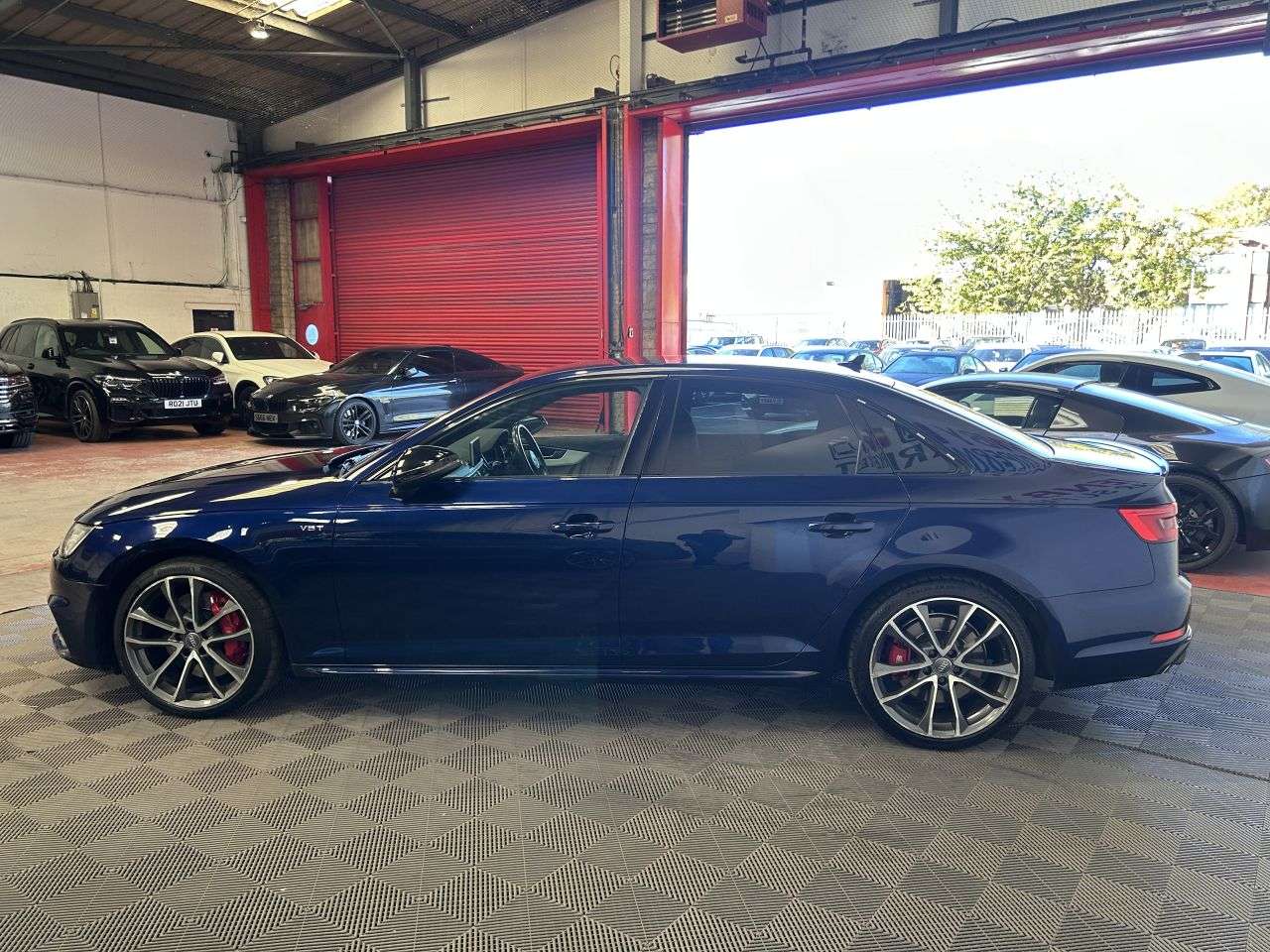2017 AUDI S4 2017 AUDI S4