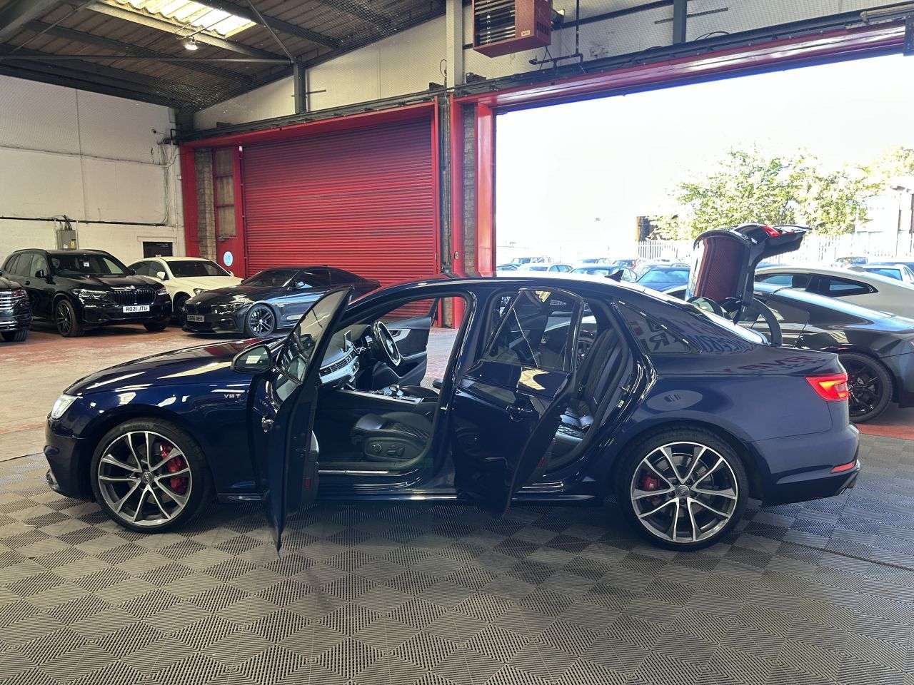 2017 AUDI S4 2017 AUDI S4