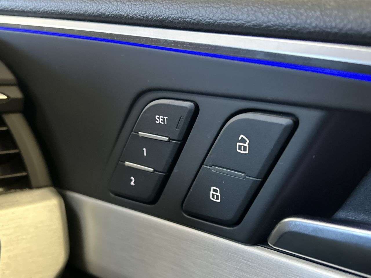 2017 AUDI S4 2017 AUDI S4