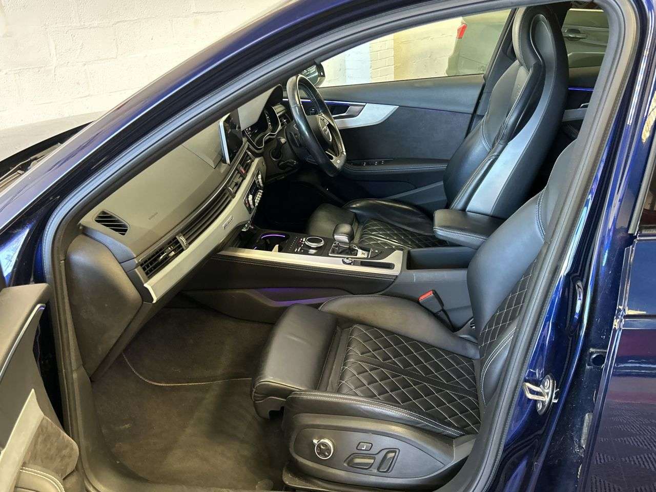 2017 AUDI S4 2017 AUDI S4