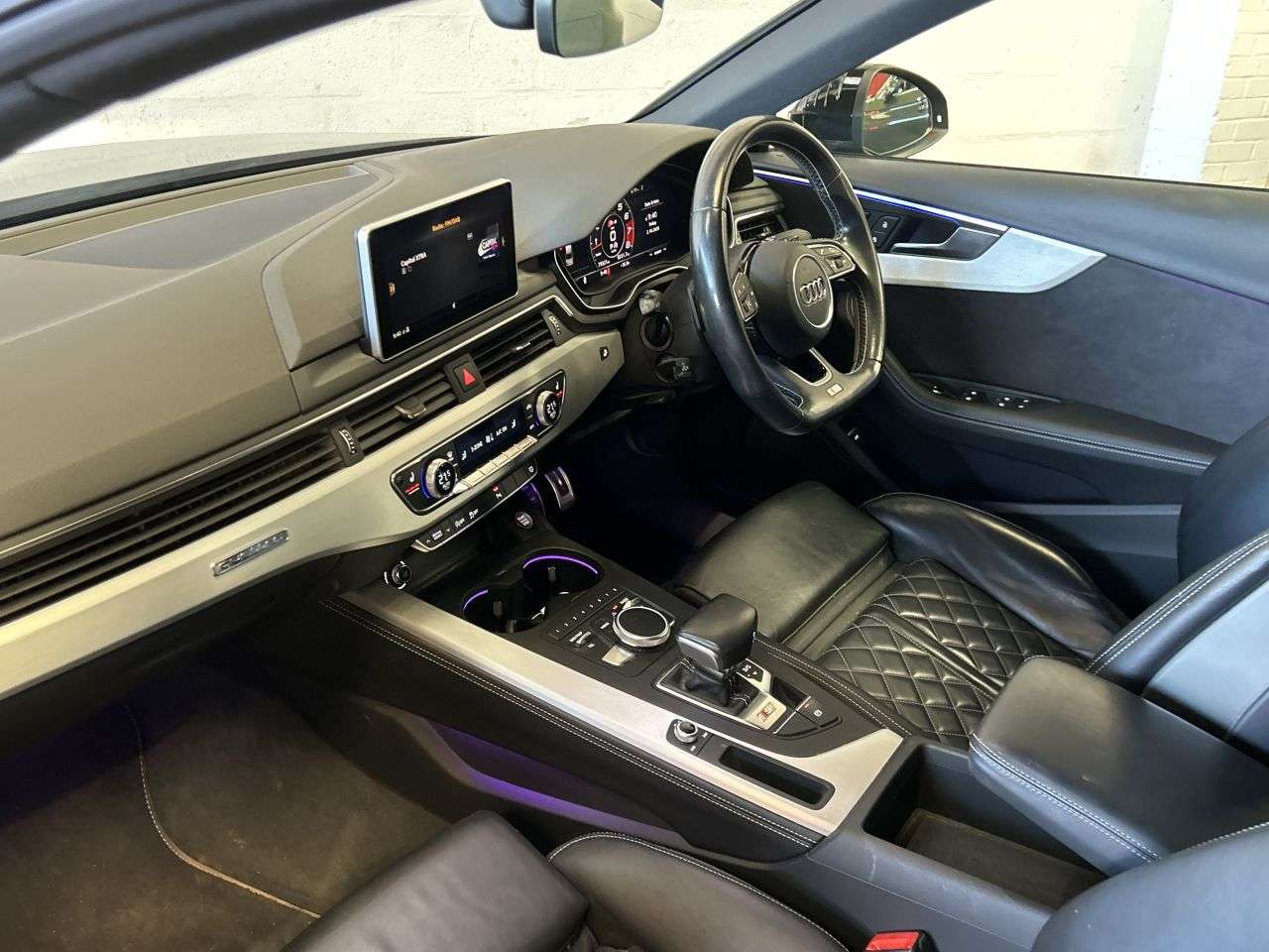 2017 AUDI S4 2017 AUDI S4
