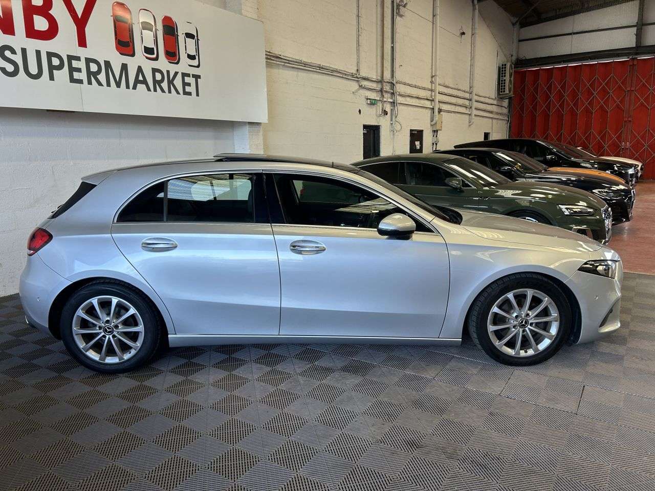2019 MERCEDES-BENZ A CLASS 2019 MERCEDES-BENZ A CLASS