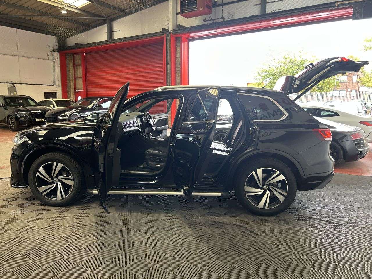 2018 VOLKSWAGEN TOUAREG 2018 VOLKSWAGEN TOUAREG