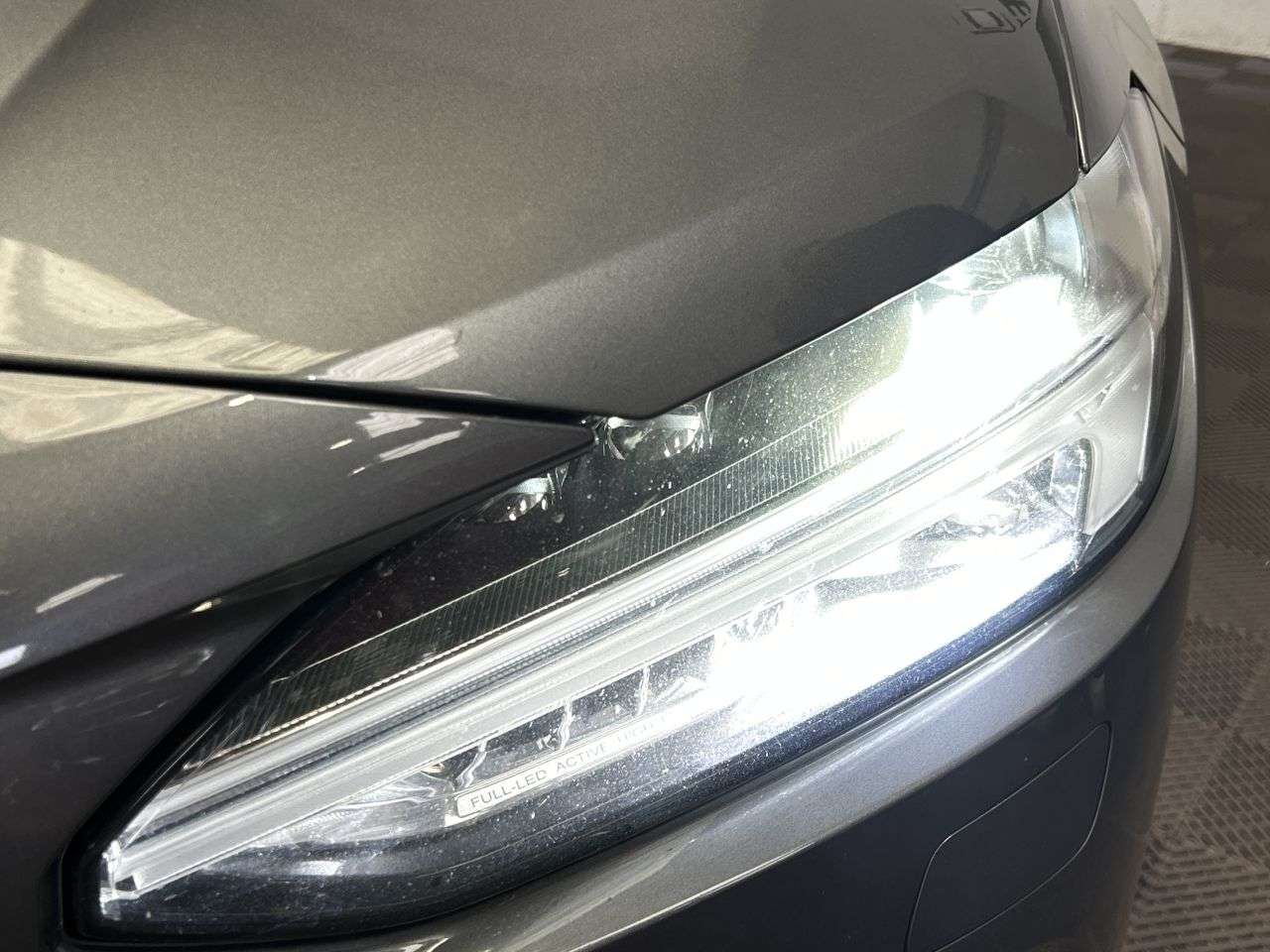 2020 VOLVO S90 2020 VOLVO S90