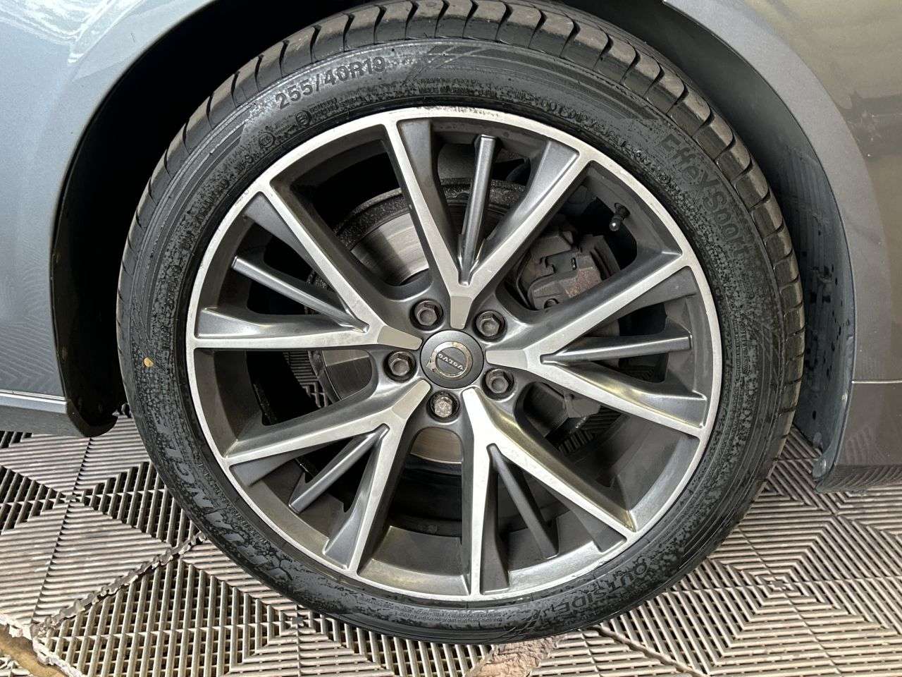 2020 VOLVO S90 2020 VOLVO S90