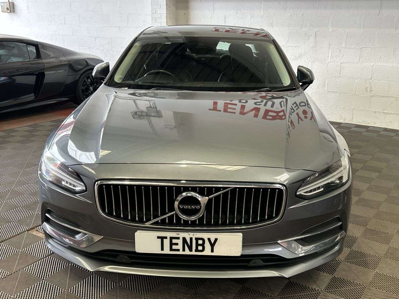 A 2020 VOLVO S90 2.0 T4 Inscription Plus Saloon 4dr Petrol Auto Euro 6 (s/s) (190 ps) FHTD&C A 2020 VOLVO S90 2.0 T4 Inscription Plus Saloon 4dr Petrol Auto Euro 6 (s/s) (190 ps) FHTD&C