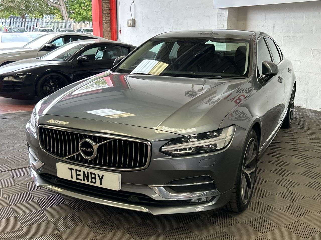 2020 VOLVO S90 2020 VOLVO S90
