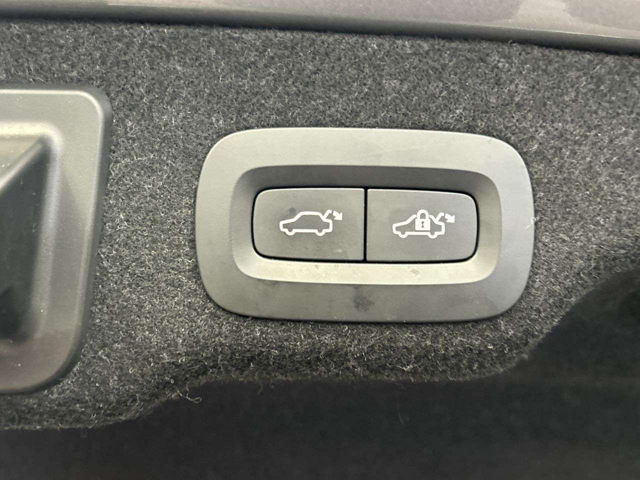 2020 VOLVO S90 2020 VOLVO S90