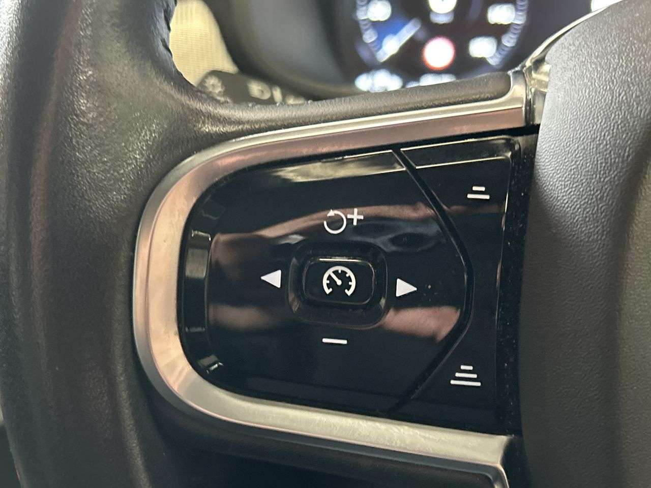 2020 VOLVO S90 2020 VOLVO S90