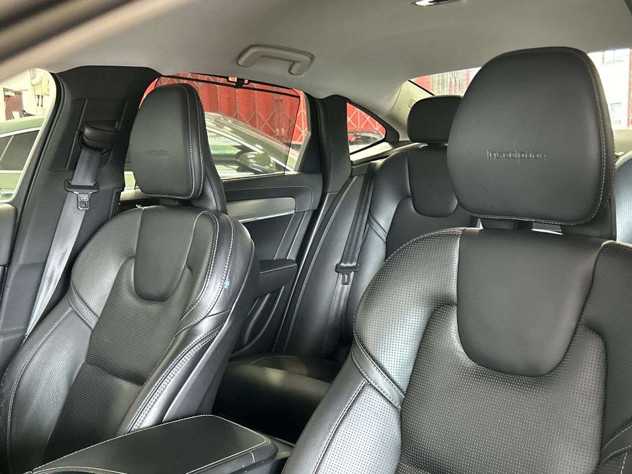 2020 VOLVO S90 2020 VOLVO S90