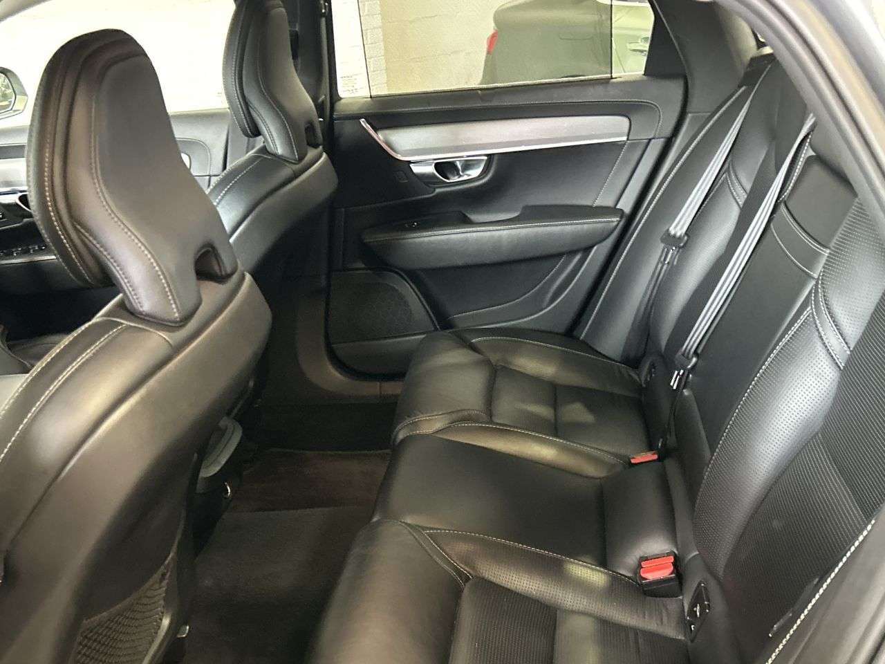 2020 VOLVO S90 2020 VOLVO S90