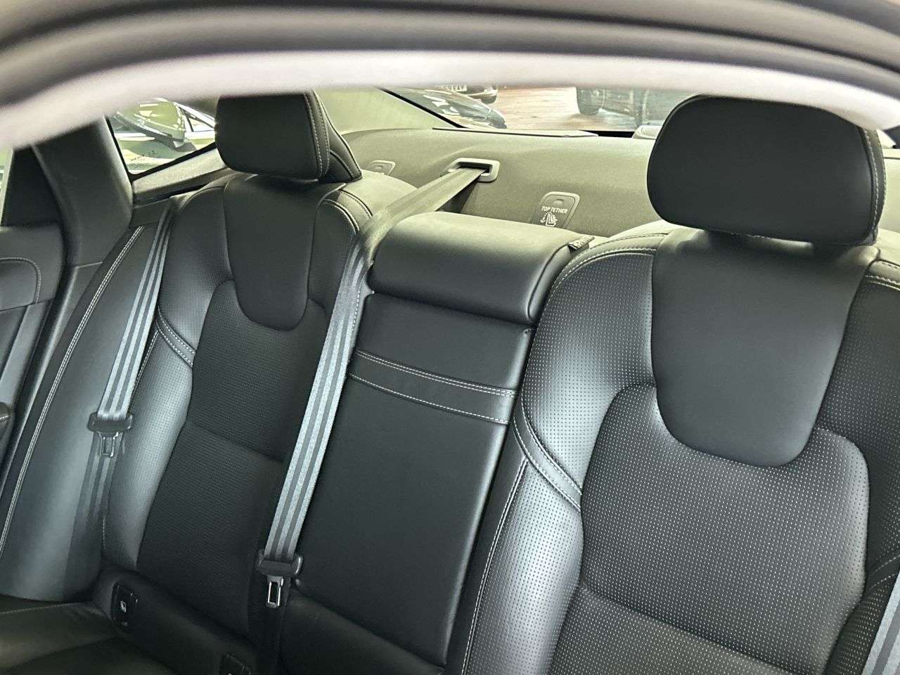 2020 VOLVO S90 2020 VOLVO S90