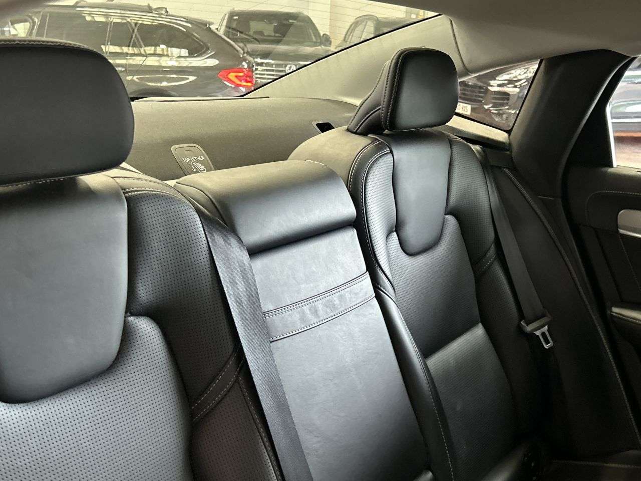 2020 VOLVO S90 2020 VOLVO S90