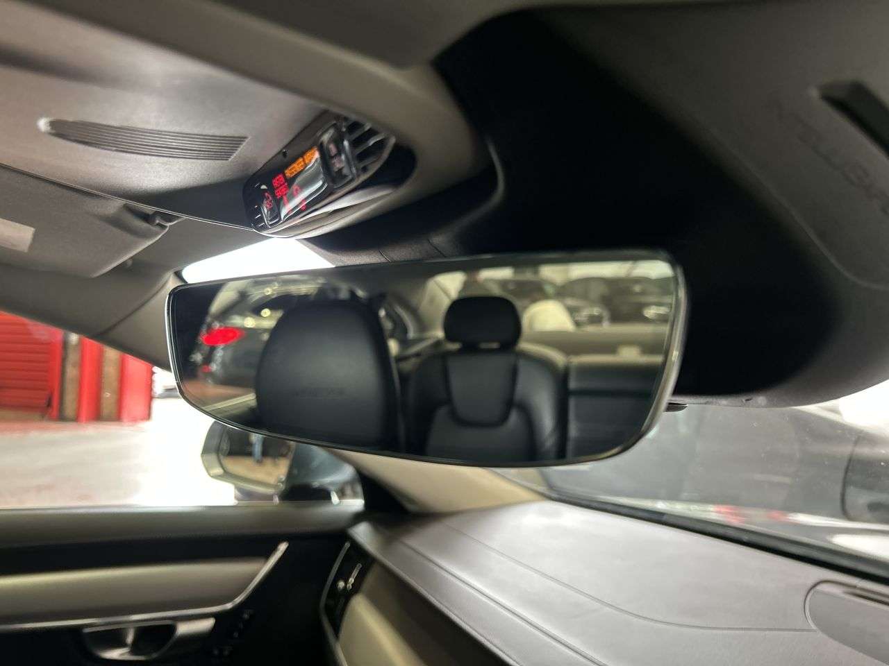 2020 VOLVO S90 2020 VOLVO S90