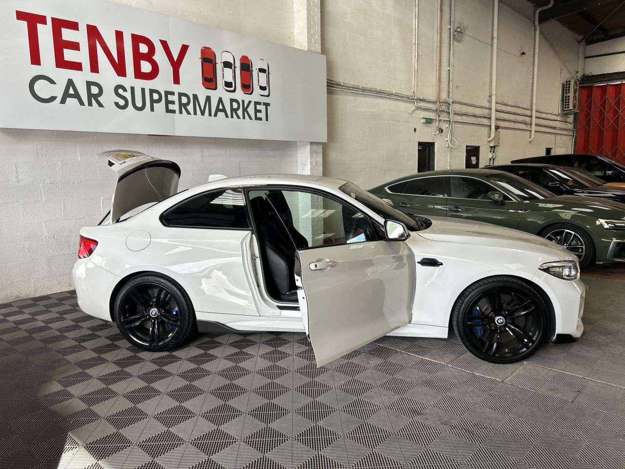2018 BMW M2 2018 BMW M2