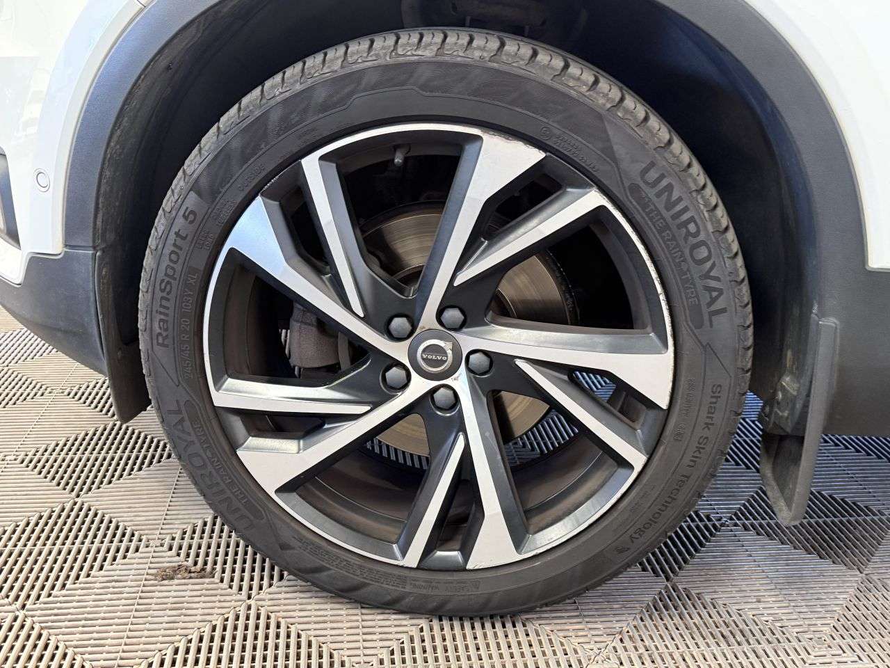 2018 VOLVO XC40 2018 VOLVO XC40