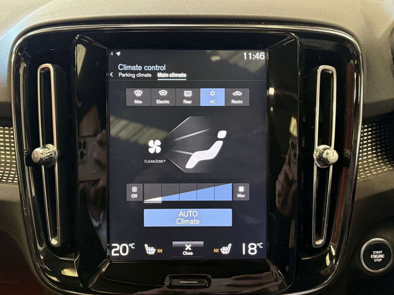 2018 VOLVO XC40 2018 VOLVO XC40
