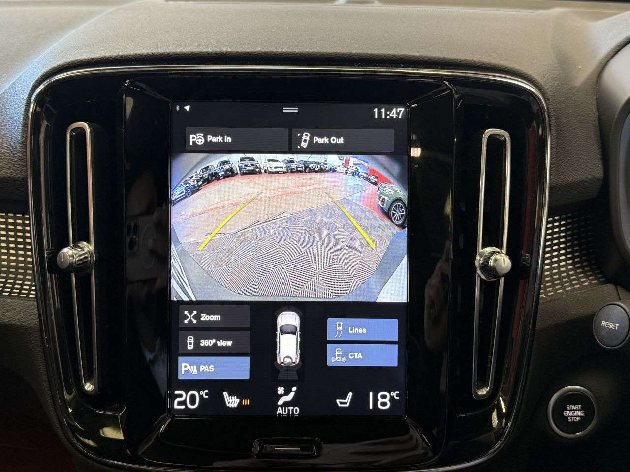 2018 VOLVO XC40 2018 VOLVO XC40