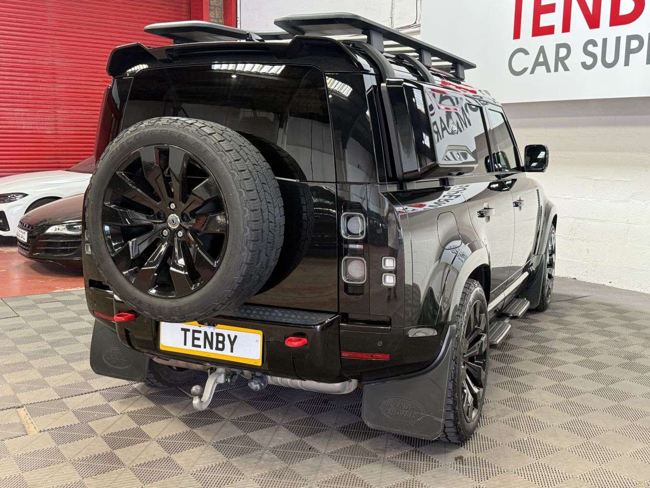 2021 LAND ROVER DEFENDER 110 2021 LAND ROVER DEFENDER 110