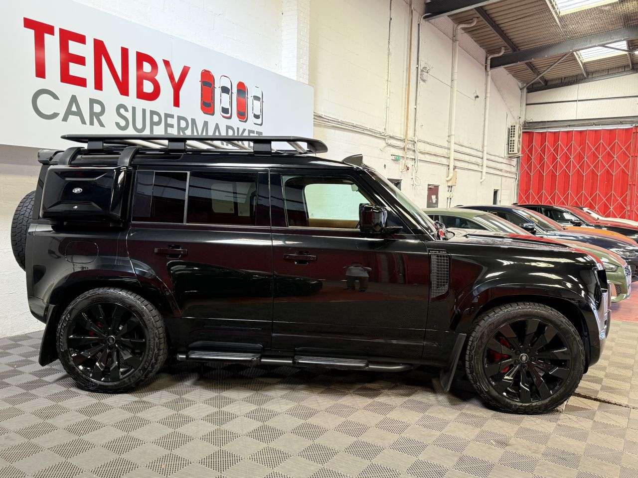 2021 LAND ROVER DEFENDER 110 2021 LAND ROVER DEFENDER 110