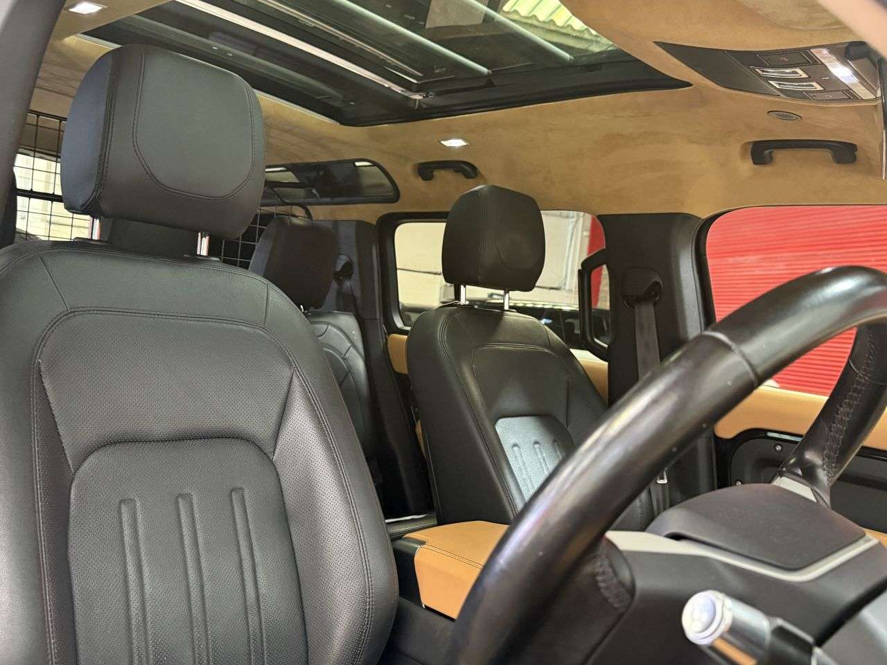 2021 LAND ROVER DEFENDER 110 2021 LAND ROVER DEFENDER 110