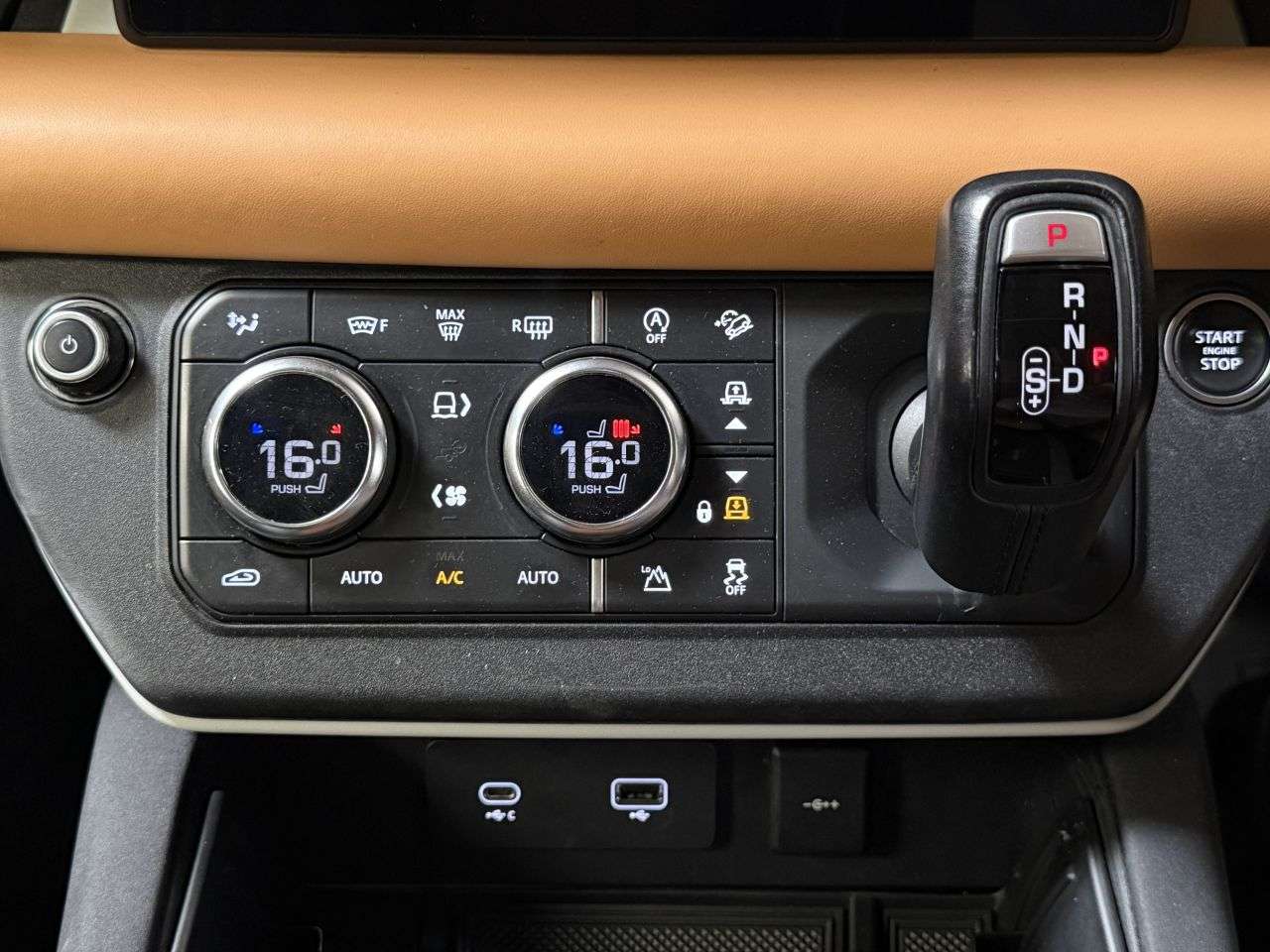 2021 LAND ROVER DEFENDER 110 2021 LAND ROVER DEFENDER 110